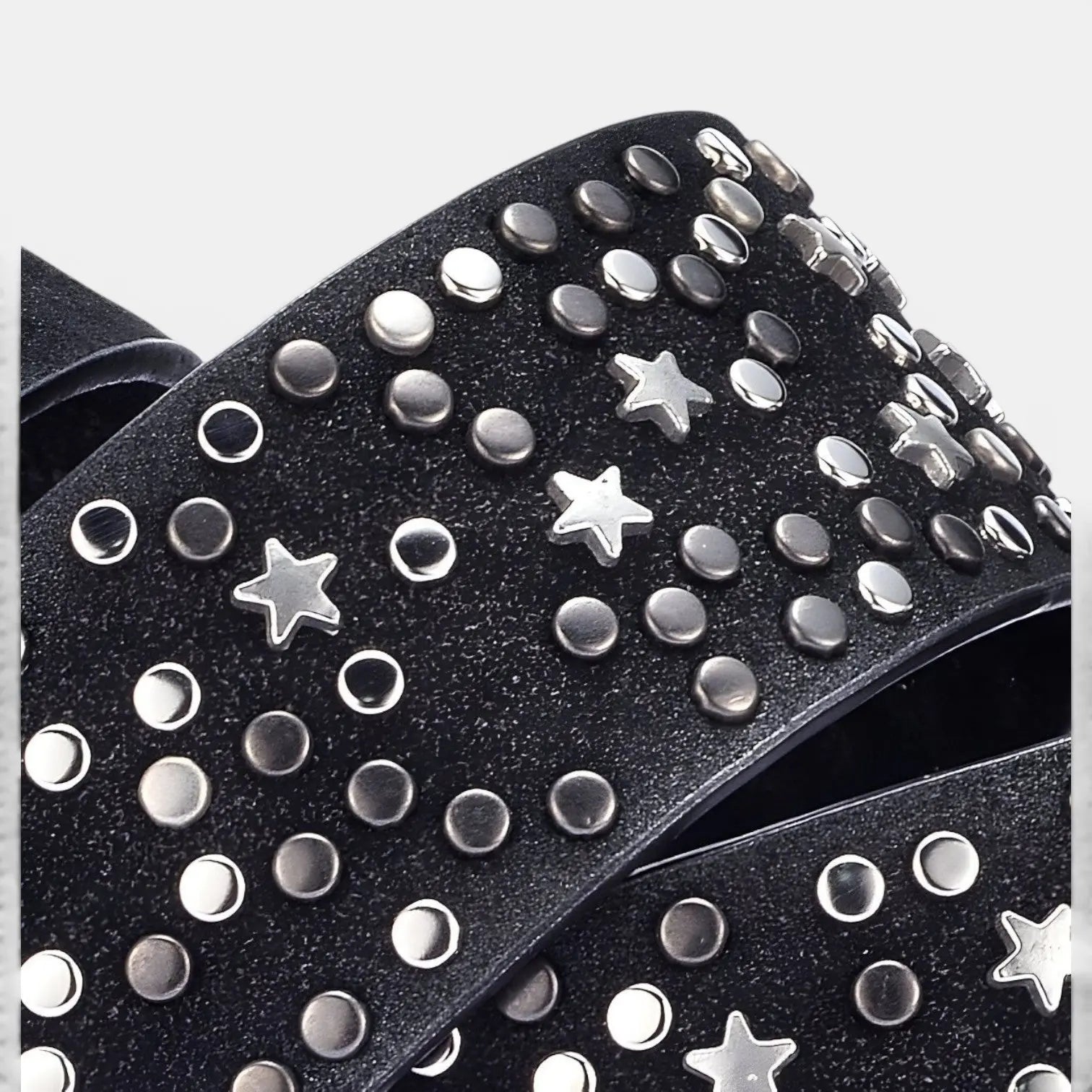 Ceinture Cloutée en Simili Vegan Femme Rivets Étoilés | Rilvex La Maison de la Ceinture