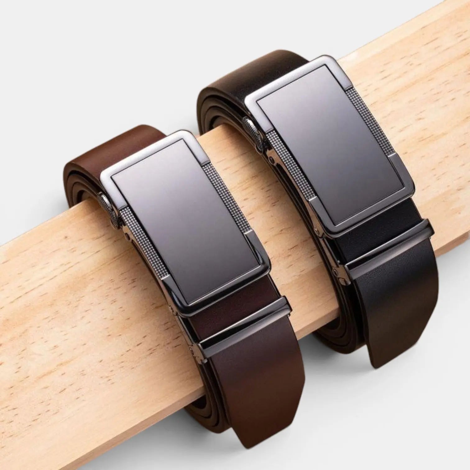 Ceinture Cuir Pleine Fleur Homme Boucle Automatique | Vantrel La Maison de la Ceinture